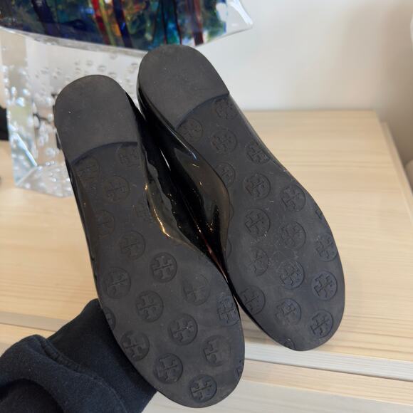 Tory Burch Reva Black Patent Leather Ballet Flats Logo Size 7 - Picture 6 of 6